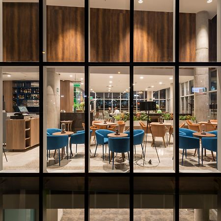 Holiday Inn - Lima Airport By Ihg Exterior foto