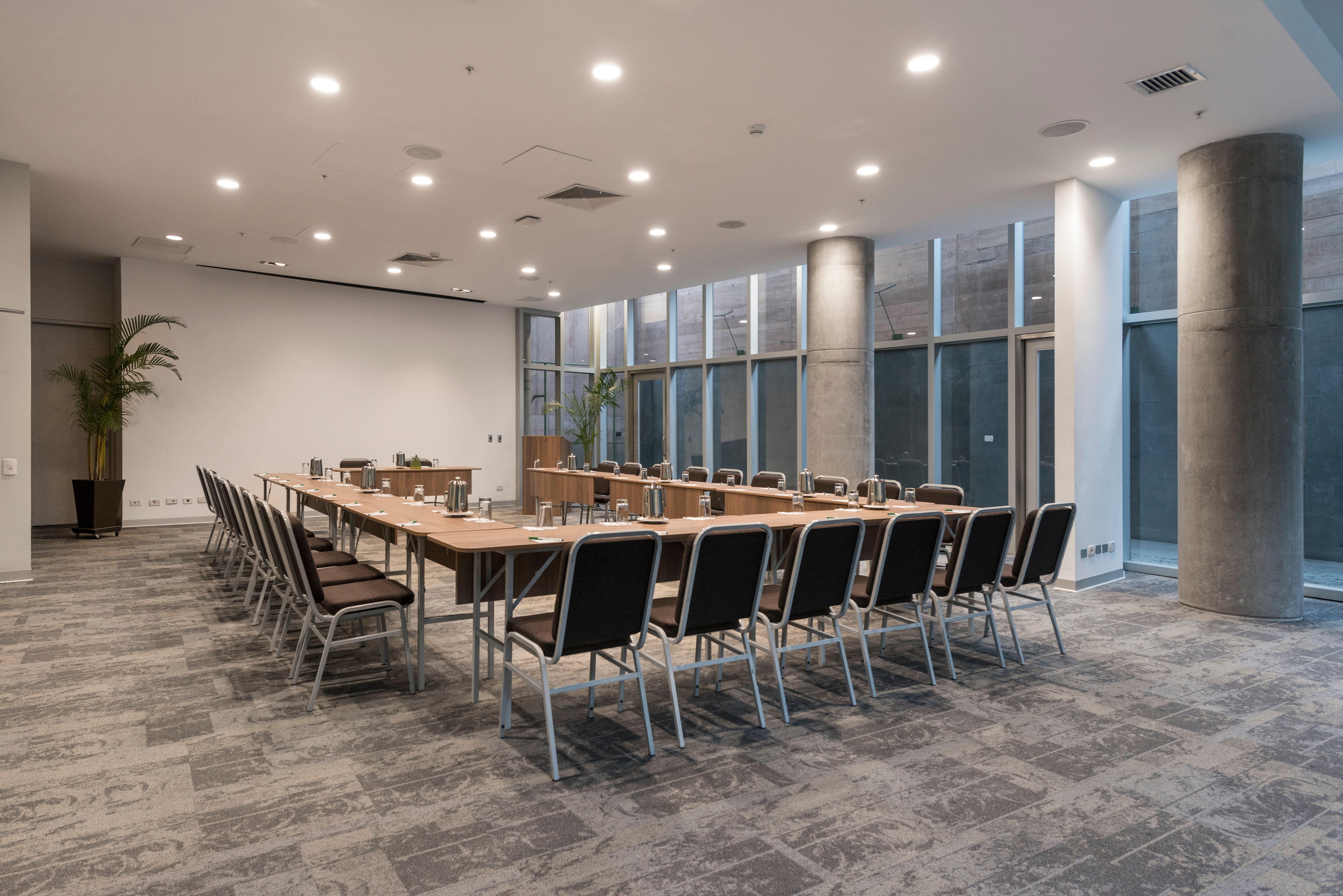 Holiday Inn - Lima Airport By Ihg Exterior foto